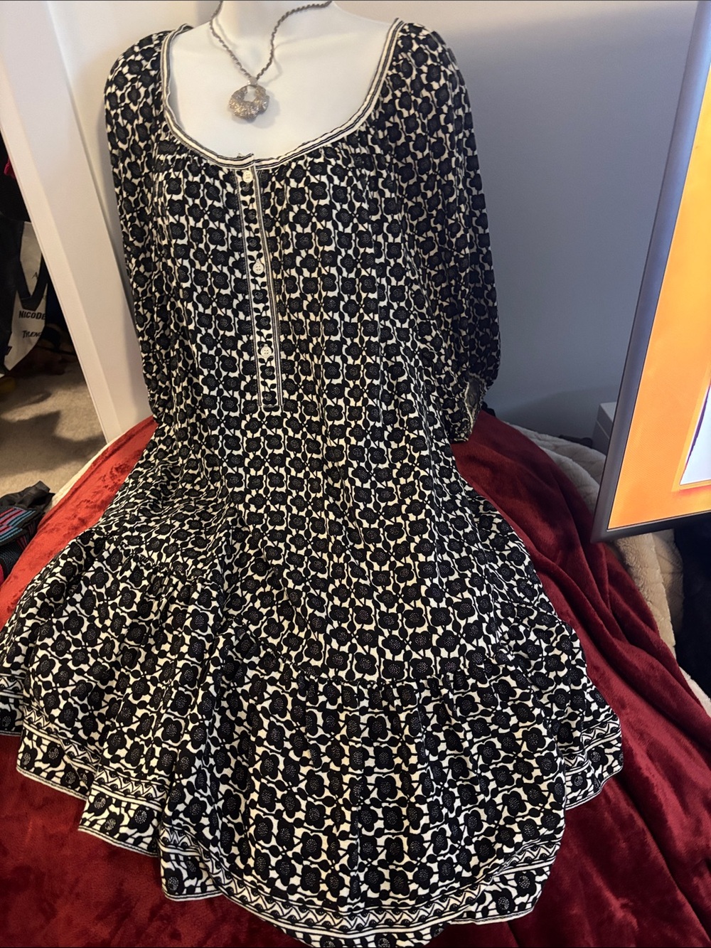 Max Studio Black & White Patterned Midi Dress